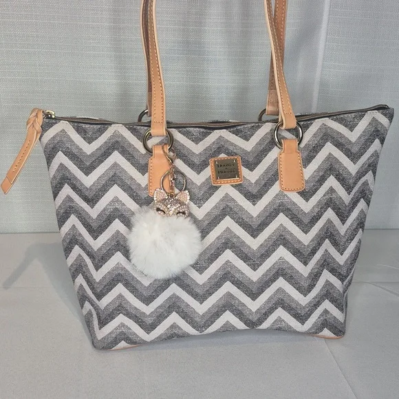 Dooney & Bourke LARGE Chevron Tote Bag w/Dust Bag LIKE NEW